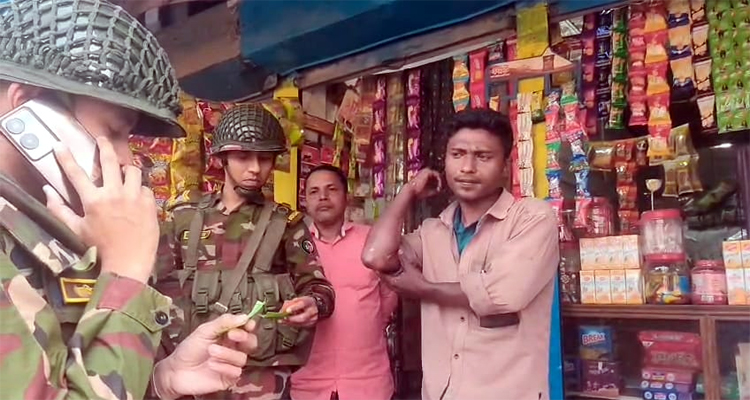 শায়েস্তাগঞ্জে পৌরসভার টোলের নামে চাঁদাবাজি, যুবক আটক