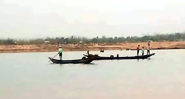 তাহিরপুরের যাদুকাটা নদীতে নৌকা ডুবে শিশু নিহত, আহত ১৫