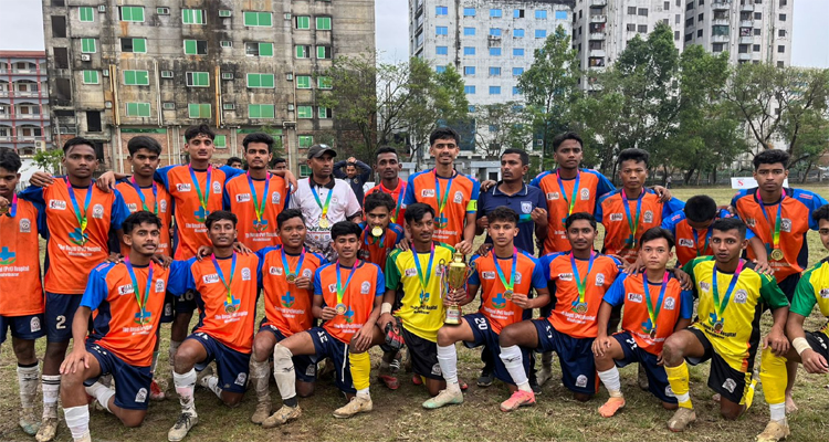 ব্রাহ্মণবাড়িয়াকে উড়িয়ে সুরমা জোনের চ্যাম্পিয়ন মৌলভীবাজার অনূর্ধ্ব-১৭ দল