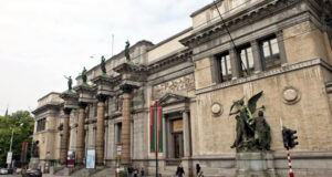 রয়্যাল মিউজিয়াম অব ফাইন আর্টস: শিল্পের অন্দরে ইতিহাসের প্রতিধ্বনি