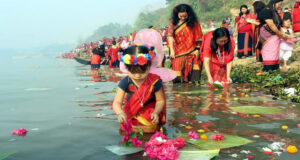 পাহাড়ের প্রাণে নববর্ষের রঙ, আজ ‘ফুল বিজু’