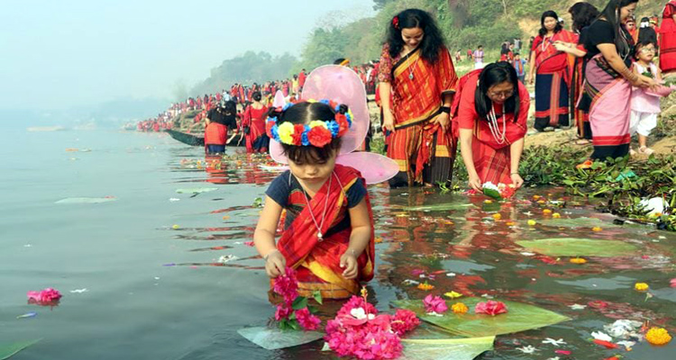 পাহাড়ের প্রাণে নববর্ষের রঙ, আজ ‘ফুল বিজু’