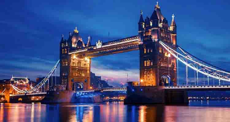 যুক্তরাজ্যে স্থায়ী হতে নির্যাতনের ভুয়া অভিযোগ অভিবাসীদের