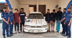 মৌলভীবাজারে ডাকাতির প্রস্তুতিকালে গ্রেফতার ৫: প্রাইভেটকার ও অস্ত্র জব্দ