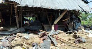 নবীগঞ্জে অতিষ্ঠ হয়ে মাদক ব্যবসায়ীর বাড়ি ঘর গুড়িয়ে দিয়েছে জনতা