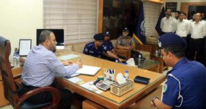 ডিএসবিতে ডিআইজির আকস্মিক পরিদর্শন, গোয়েন্দা কার্যক্রমে গতি আনার তাগিদ