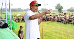 দেশে বন্ধ থাকা সব কারখানা চালু করা হবে: তারেক রহমান
