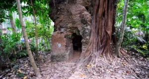 ধ্বংসাবশেষের এক অমীমাংসিত আখ্যান