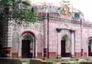 কালের স্বাক্ষী ঐতিহাসিক তিন গম্বুজ মসজিদ