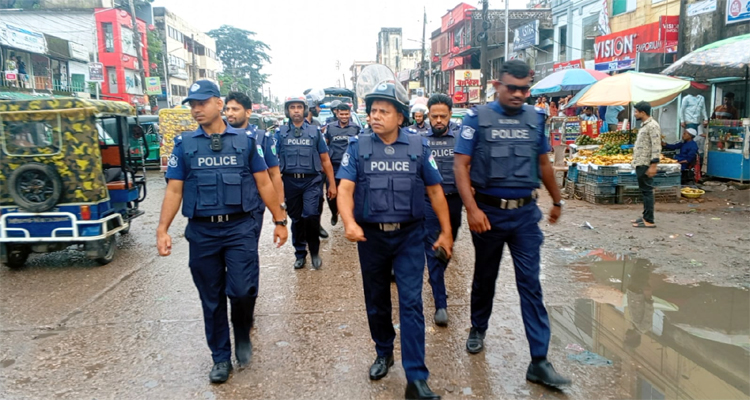 ছাতকে জননিরাপত্তা নিশ্চিত করতে পুলিশের ‘ফোর্স মবিলাইজেশন ড্রিল’ প্রস্তুতির মহড়া