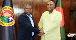 সিসিক প্রশাসকের সঙ্গে শাবিপ্রবি উপাচার্য সৌজন্য সাক্ষাৎ