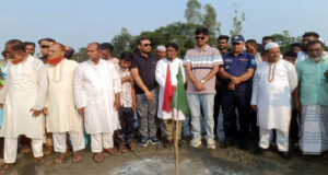 প্রবাসীদের উদ্যোগে শিবপাশা ফুটবল টুর্নামেন্টের উদ্ভোদনী ম্যাচ অনুষ্ঠিত