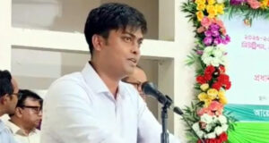 ৩ মিনিটের বক্তব্যে বাণিজ্যমন্ত্রীকে ৮৬ বার ‘স্যার’ বললেন কৃষি কর্মকর্তা