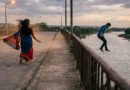 একসঙ্গে মরতে নদীতে ঝাঁপ দিলেন প্রেমিক, পালিয়ে গেলেন প্রেমিকা