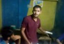চা দোকানে বন্ধুদের নিয়ে এইচএসসির খাতা দেখছিলেন শিক্ষক, উত্তরপত্রসহ ধরা
