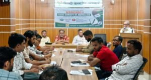 <span style='color:#ff0000;font-size:18px;'>ডা: মোদাব্বির হোসেইন</span> <br/> ‘সুষ্ঠু সাংবাদিকতা দেশ ও জনগণকে সংকট থেকে রক্ষা করতে পারে