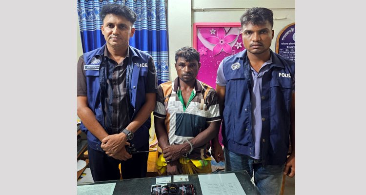 মাধবপুরে ৯৫০ পিস ইয়াবাসহ মাদক ব্যবসায়ী গ্রেফতার