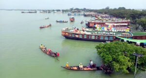 টাঙ্গুয়ার হাওরে পর্যটকবাহী হাউসবোট ও নৌযান নিষিদ্ধ
