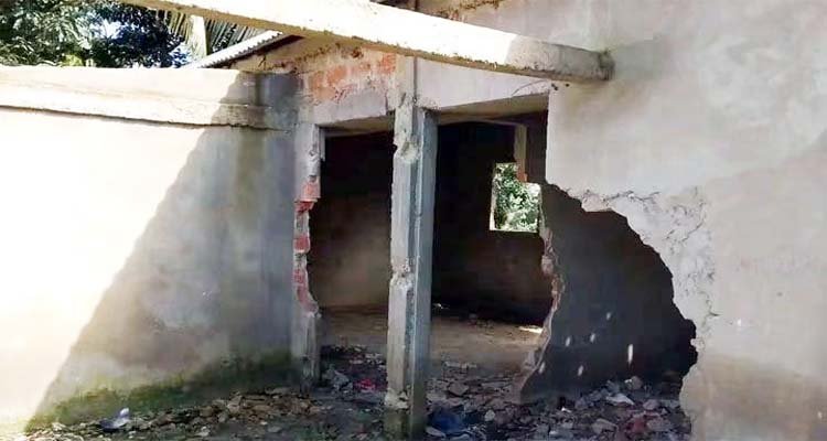 দিরাইয়ের আলীনগরে থামেনি হামলা-ভাঙচুর, ঘরছাড়া বহু পরিবার