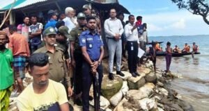 টাঙ্গুয়ার হাওরে ৮ ইঞ্জিনচালিত নৌকাকে জরিমানা