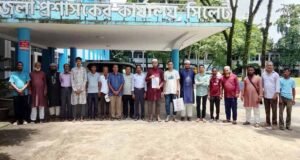 ১২ কোটি গ্রাহকদের জিম্মিদশা থেকে মুক্ত করতে স্মারকলিপি প্রদান