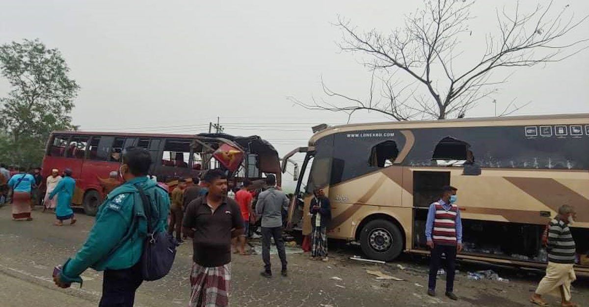 সিলেটে দুই বাসের সংঘর্ষে নিহত ৮