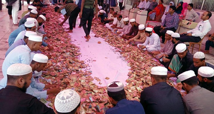 শাহজালালের মাজারের দানবাক্সে মিলল ৮৮ লাখ টাকা