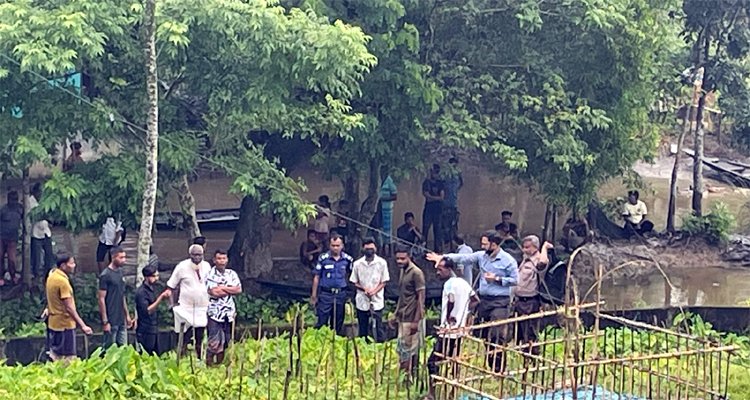 ওরসে নাচতে নাচতে মৃত্যু, হত্যার অভিযোগে মামলা: কবর থেকে মরদেহ উত্তোলন
