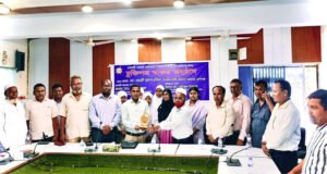 তাহিরপুরে সোনালী ব্যাংক ও বালিকা উচ্চ বিদ্যালয়ের মধ্যে চুক্তি স্বাক্ষর