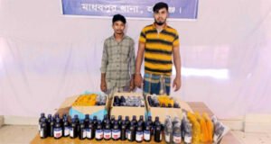 মাধবপুরে ১২৫ বোতল স্কাফ সিরাপসহ আটক ২