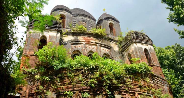 অবশেষে আলোর মুখ দেখছে প্রাচীন ঐতিহাসিক শ্যামসুন্দর মঠ-মন্দির