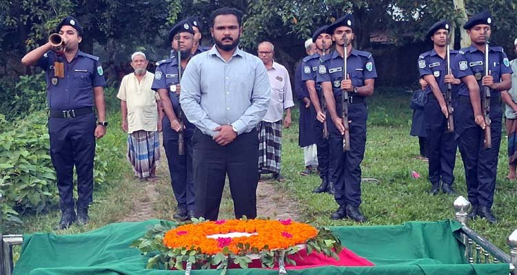 নবীগঞ্জে রাষ্ট্রীয় মর্যাদায় বীর মুক্তিযোদ্ধা বশির মিয়ার -এর দাফন সম্পন্ন