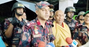 জকিগঞ্জে দুর্গাপূজার মণ্ডপ পরিদর্শনে বিজিবি অধিনায়ক, ৮ প্লাটুন মোতায়েন