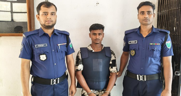 লাখাইয়ে তারেক হত্যা মামলার আসামি সায়েল গ্রেফতার