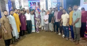 ছাতকে দুর্গাপূজামণ্ডপ পরিদর্শনে সাবেক সংরক্ষিত কাউন্সিলর কাকলী