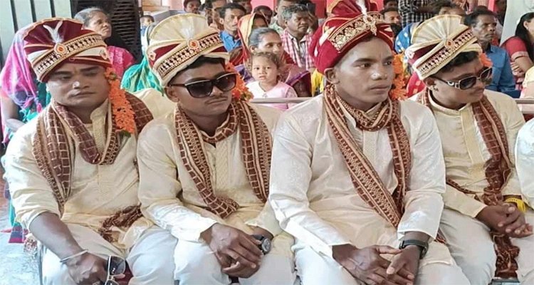 সেজেগুজে থাকেন পাত্ররা, কনেরা পছন্দ করে কিনে নেন বর !