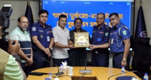 মাধবপুরের বণিক বাড়ি পেল জেলার ‘শ্রেষ্ঠ পূজামণ্ডপ’ সম্মাননা