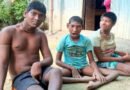 এক হাতে সংসারের বোঝা, অন্য হাতে তিন প্রতিবন্ধী সন্তানের ভবিষ্যৎ নিয়ে দুশ্চিন্তা