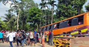 সিলেট-তামাবিল সড়কে পৃথক দুর্ঘটনায় নারী-শিশুসহ নিহত ৩