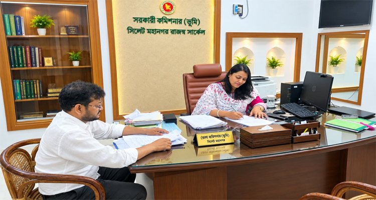 জনবান্ধব সেবায় প্রশংসিত সিলেট মহানগর রাজস্ব সার্কেলের এসি ল্যান্ড পলি রানী দেব